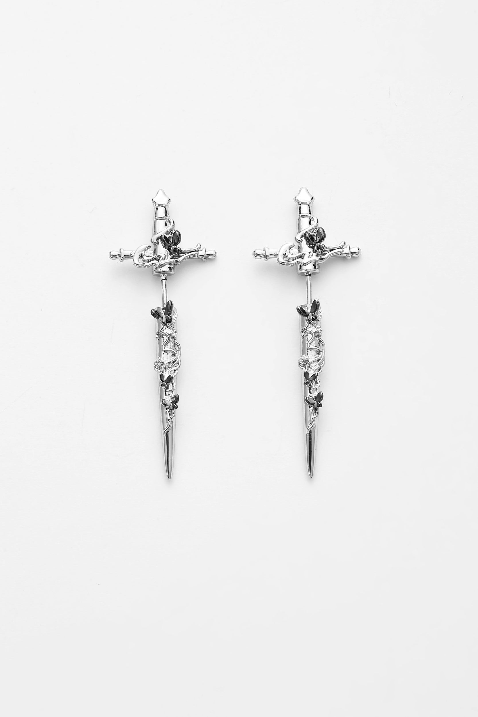 Silver sylfea earrings – alternate angle
