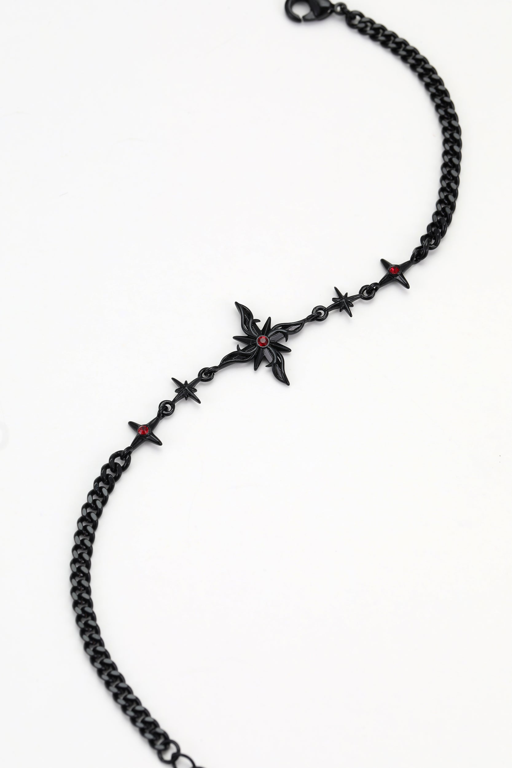 Black mythic bracelet – alternate angle