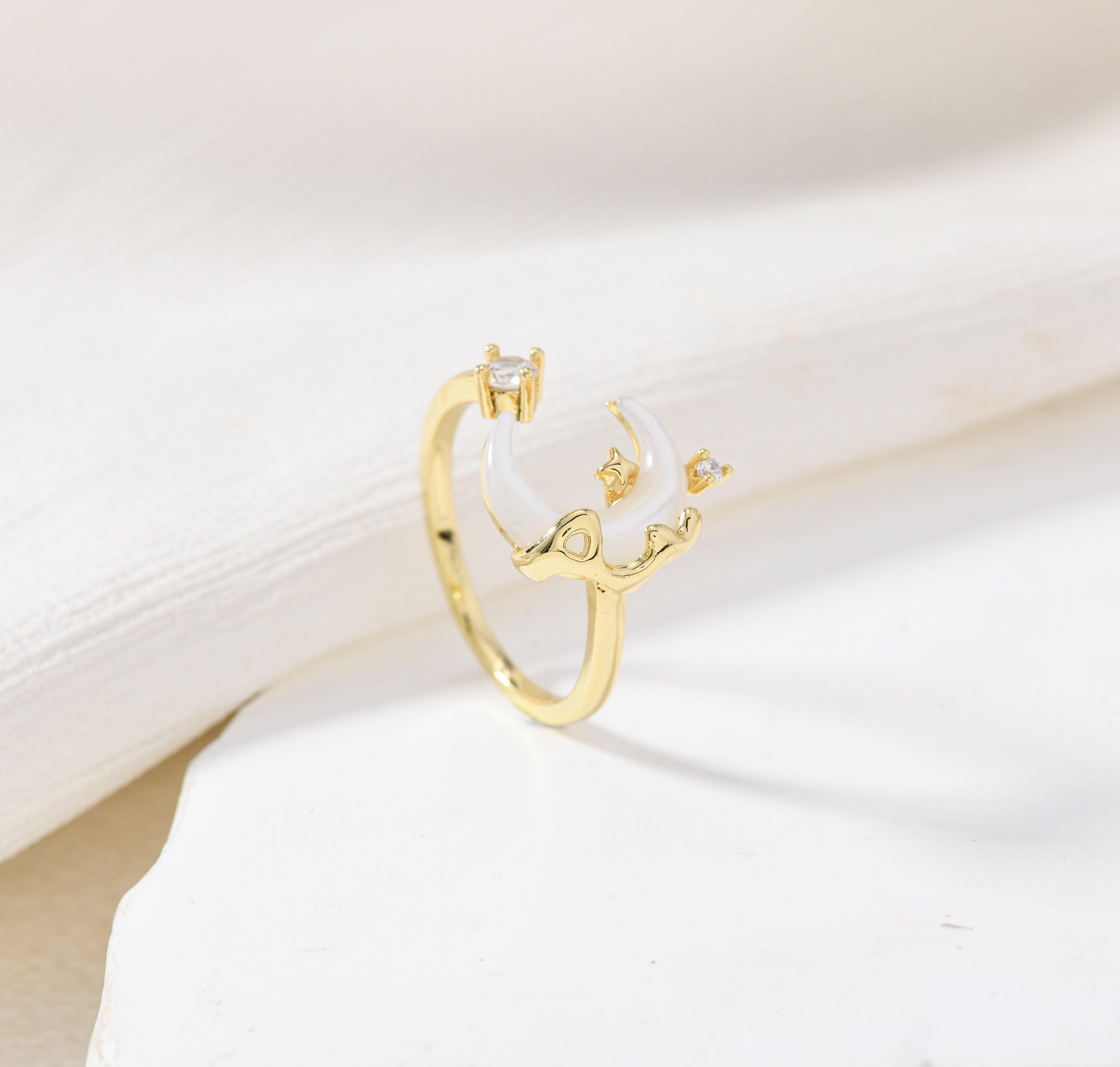 Sparkling Moonlight Ring