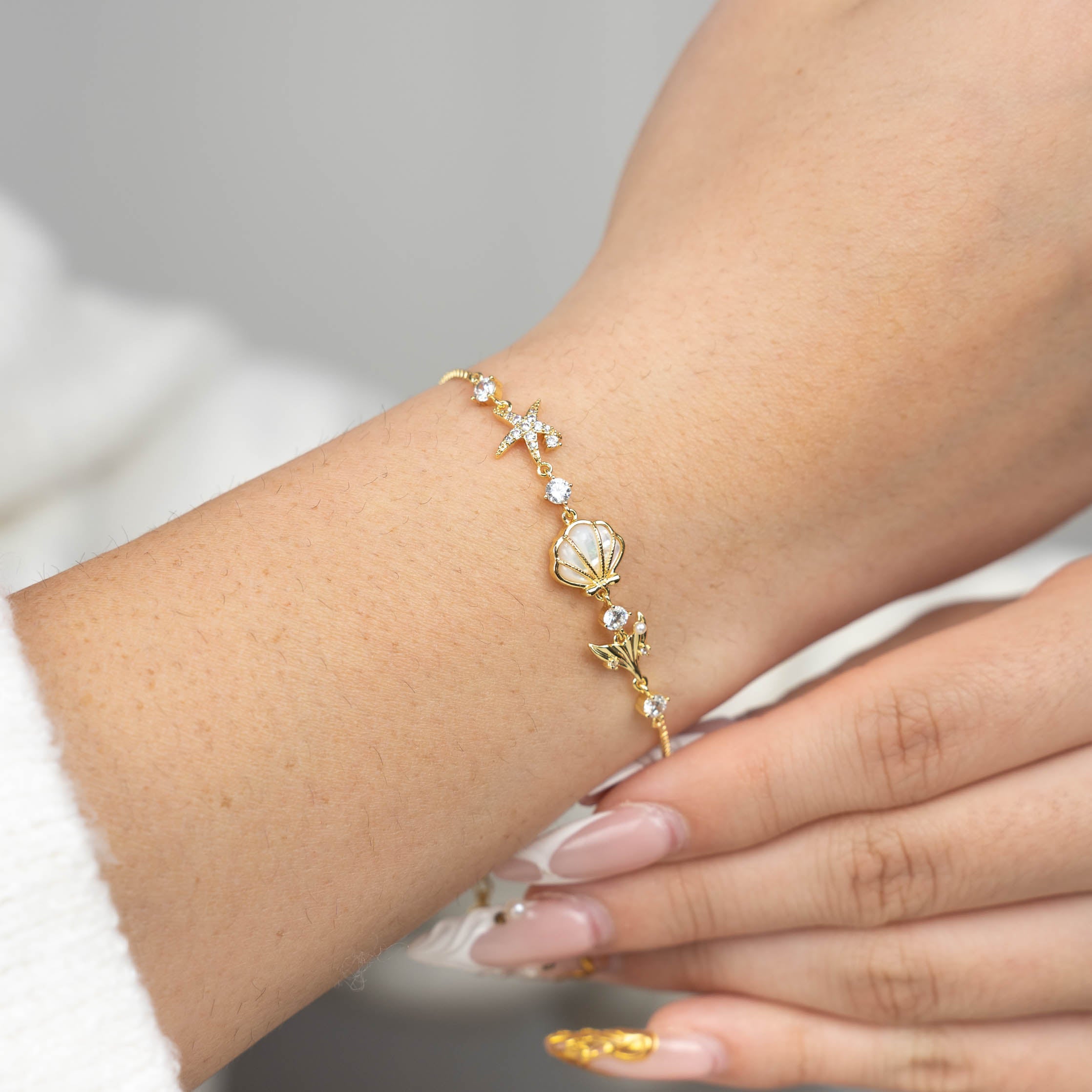 Golden Seashell Bracelet