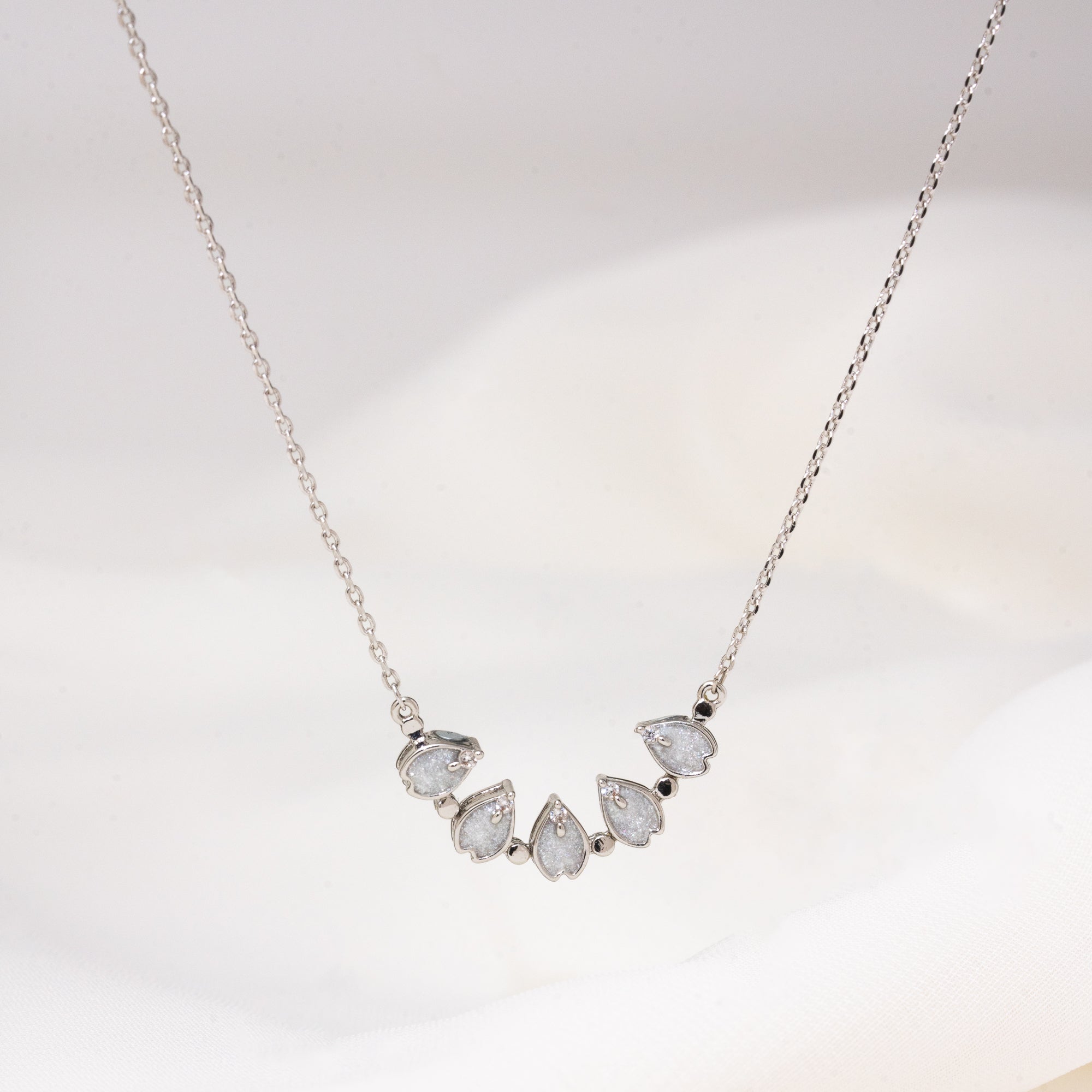 Changing Sakura Necklace
