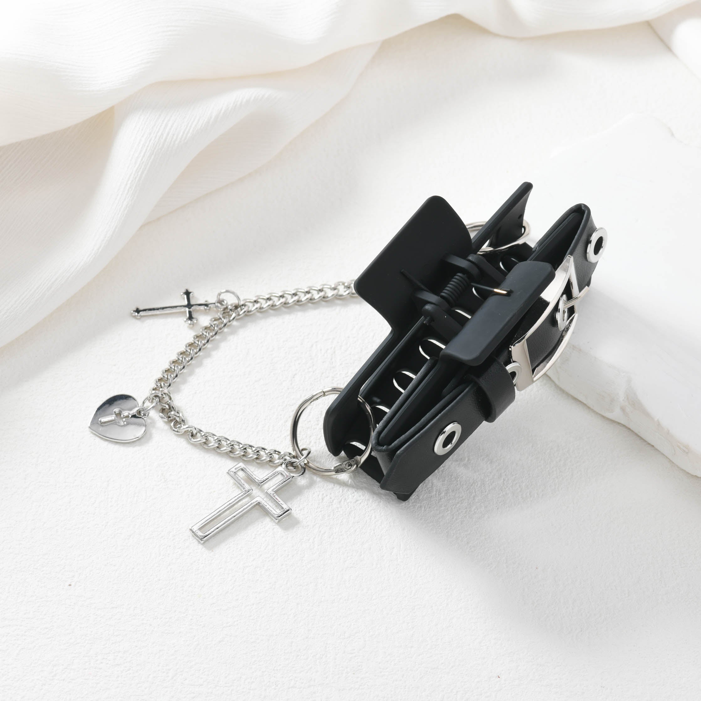 Black Bell Hair Claw