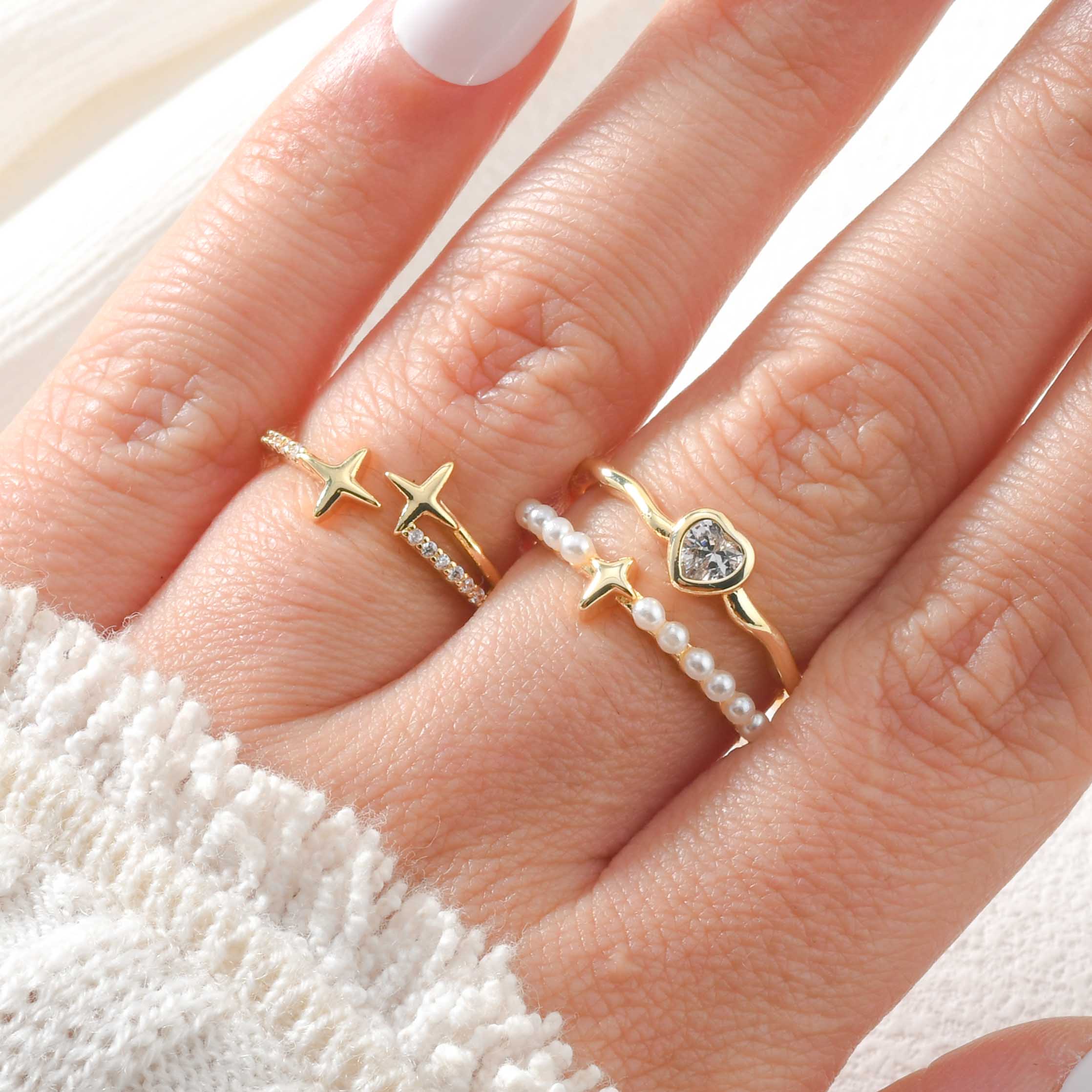Lovely Pearlstring Ring