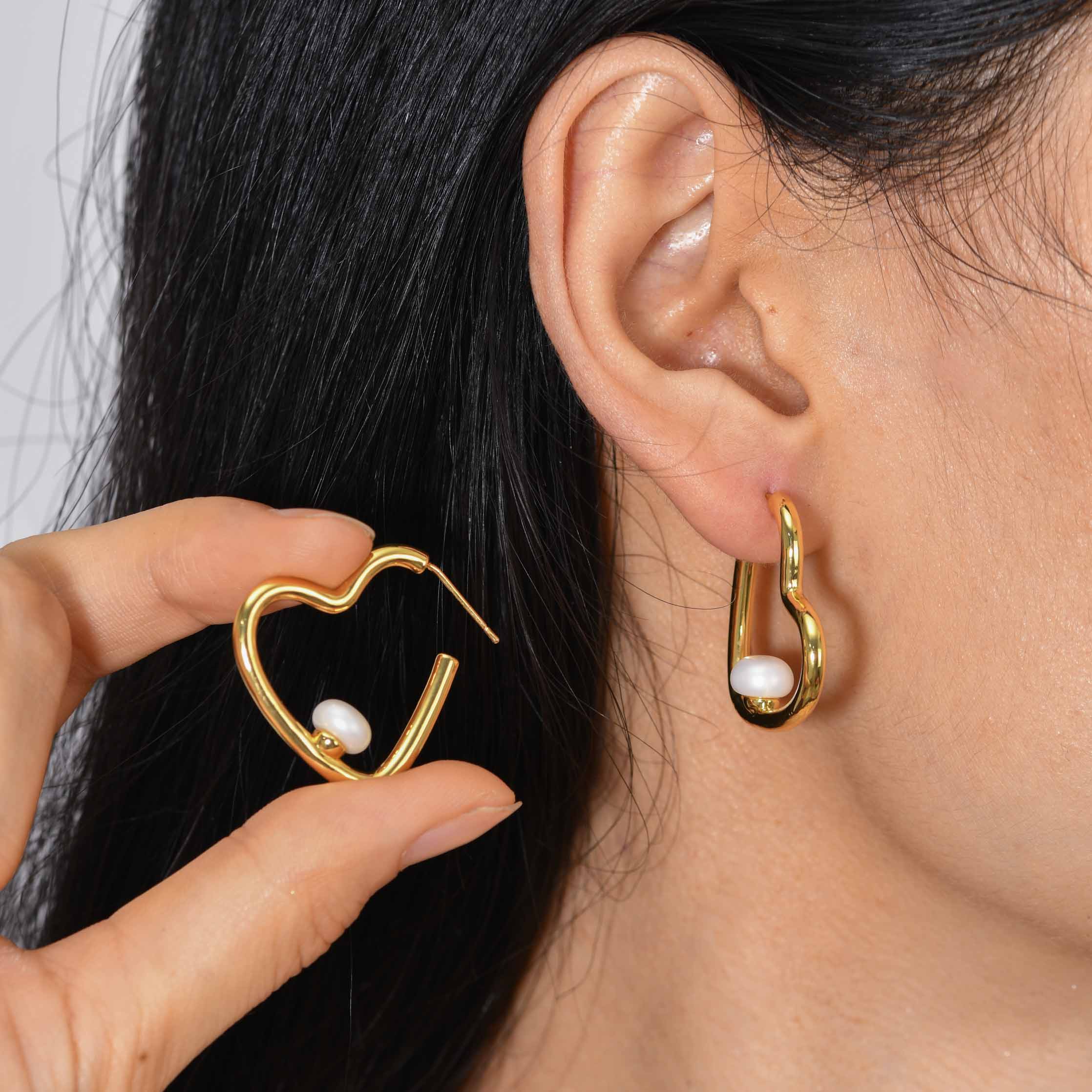 Gold Heart Hoops
