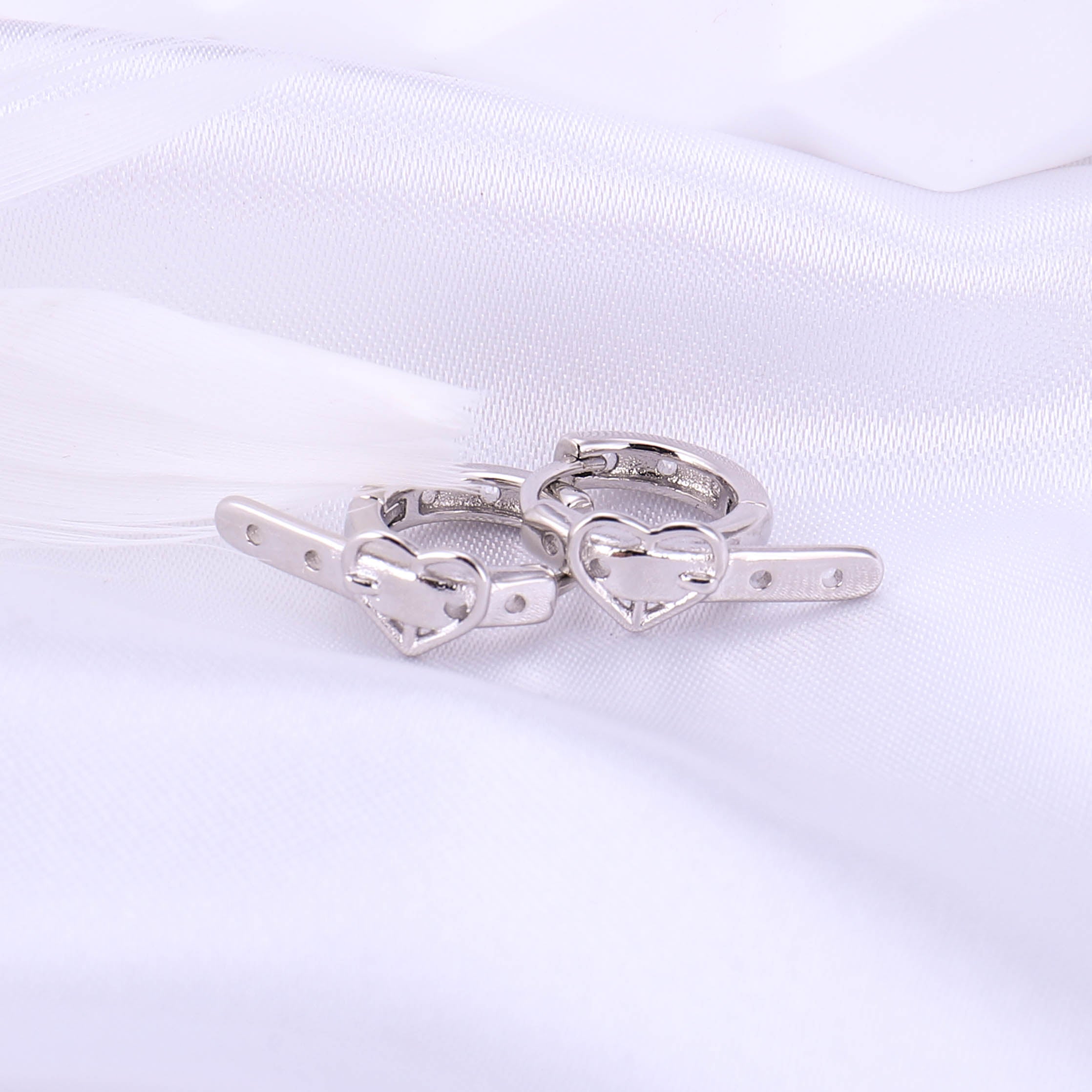 Heart-shaped Strap Earrings