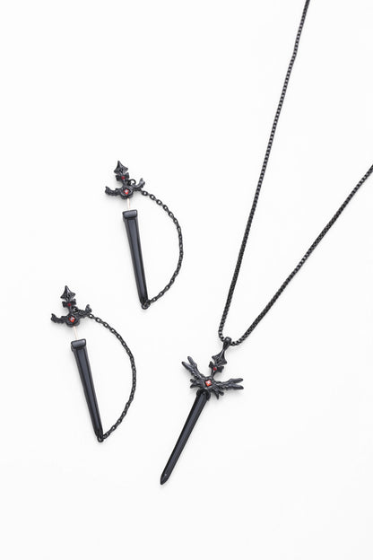 Black grimm necklace – alternate angle