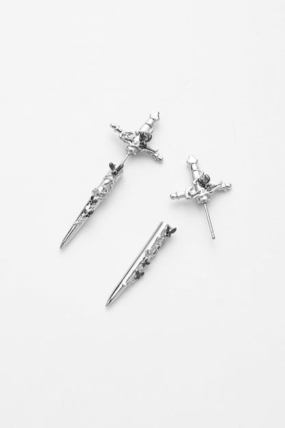 Silver sylfea earrings – alternate angle