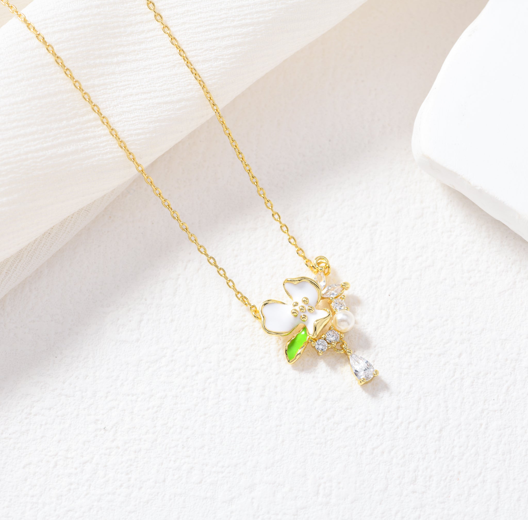 Golden Bloom Necklace