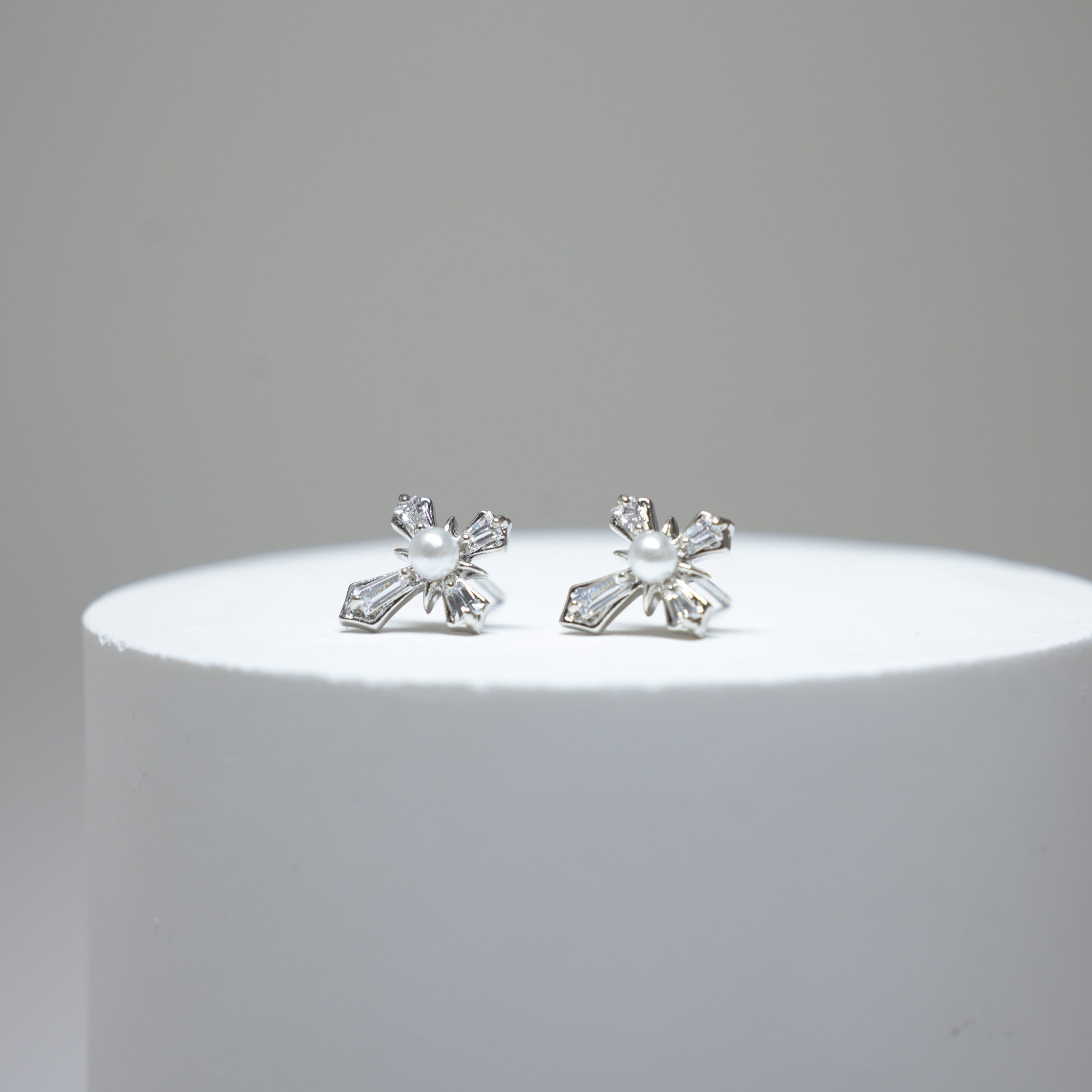 Corvina Cross Stud Pack