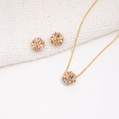 Bountiful Bouquet Necklace