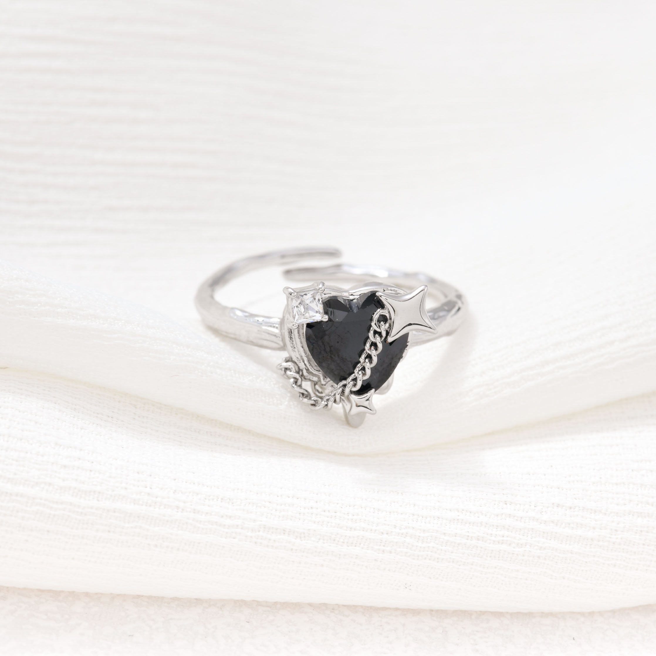 Midnight Heart Ring