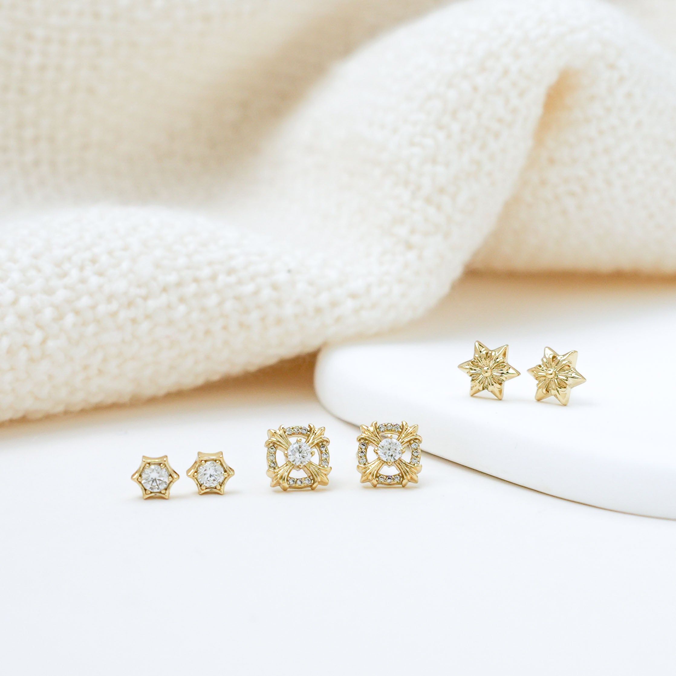 Gold Ornate Stud Pack