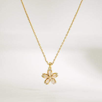 Spinning Golden Flower Necklace