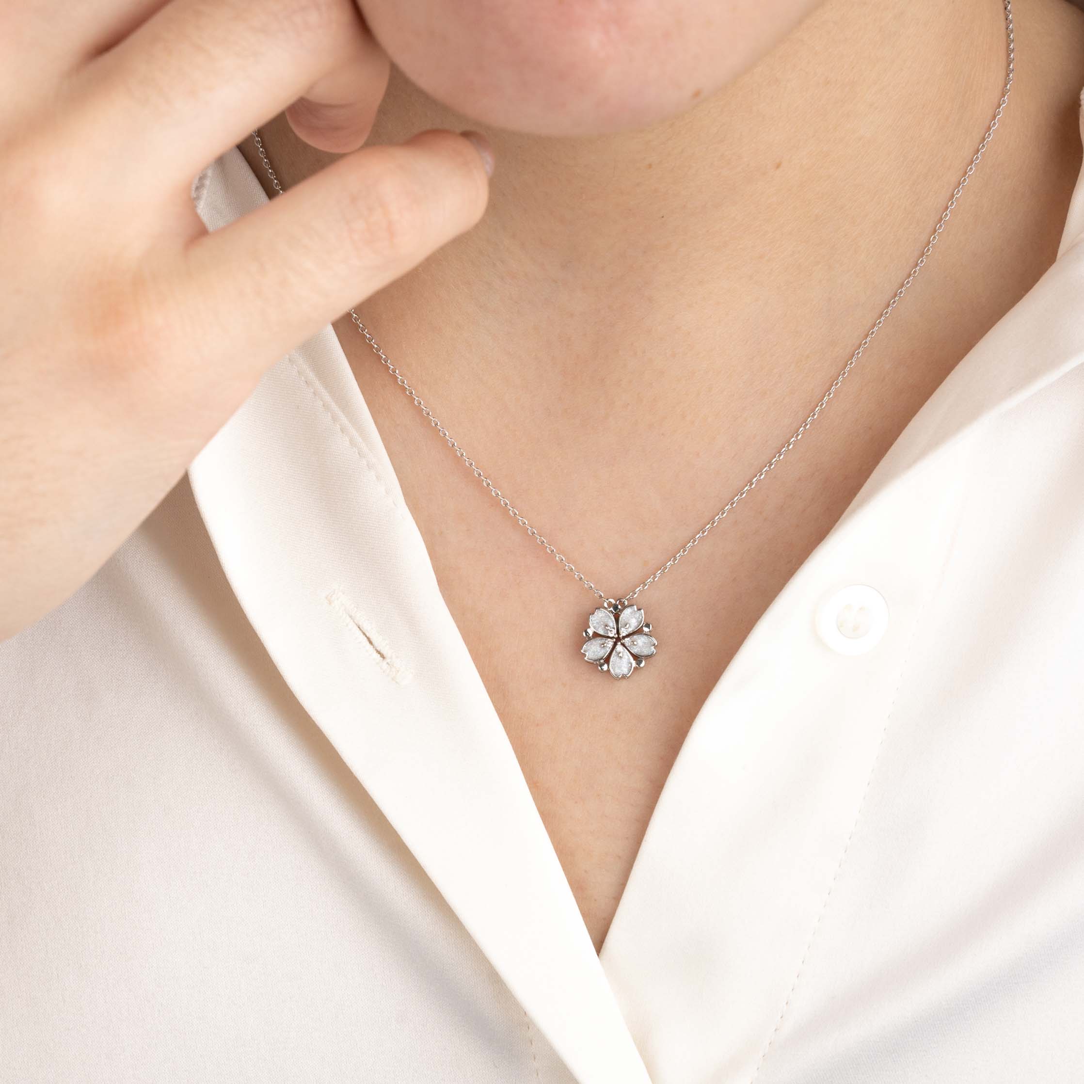Changing Sakura Necklace