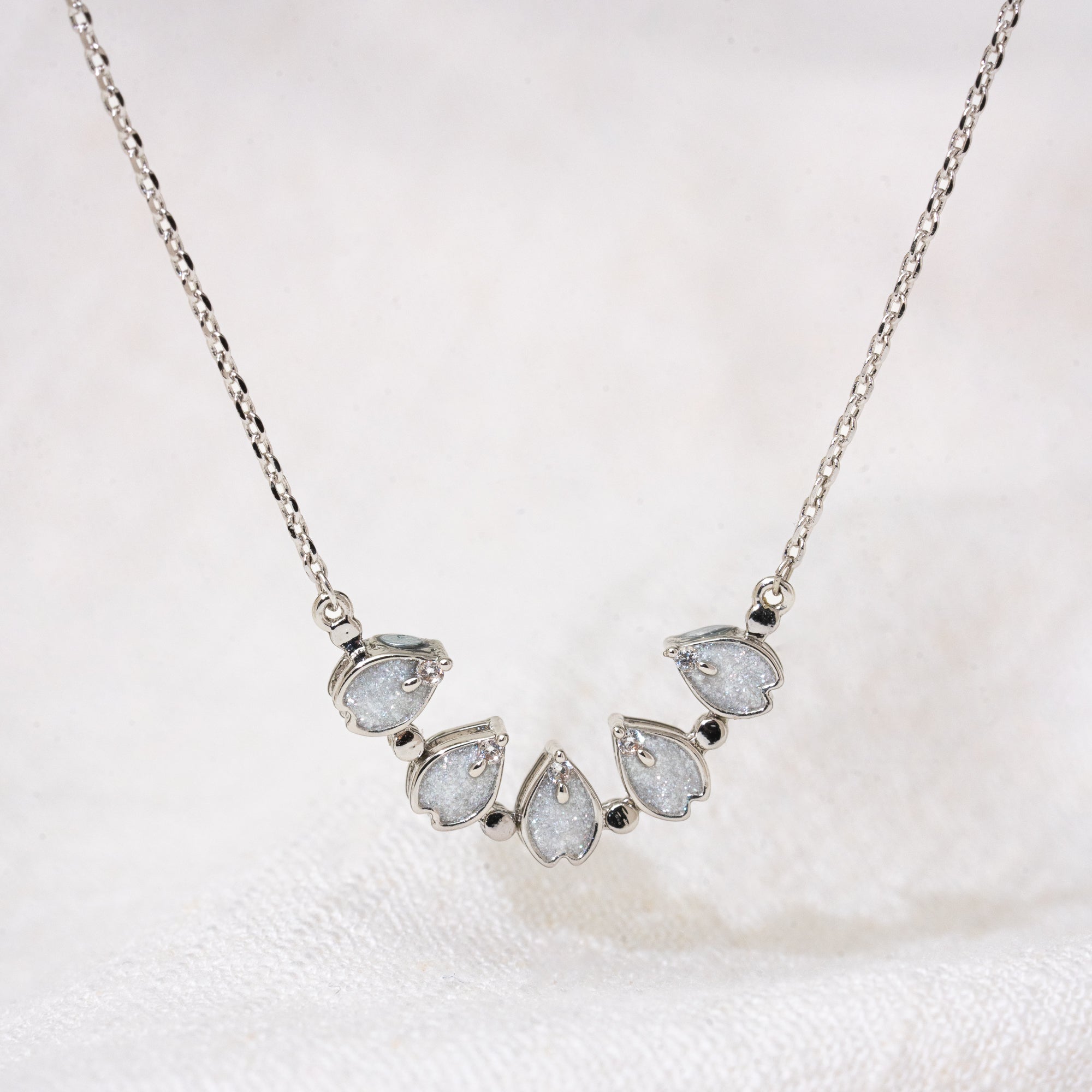 Changing Sakura Necklace