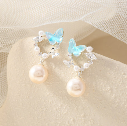 Pearl Butterfly Wreaths