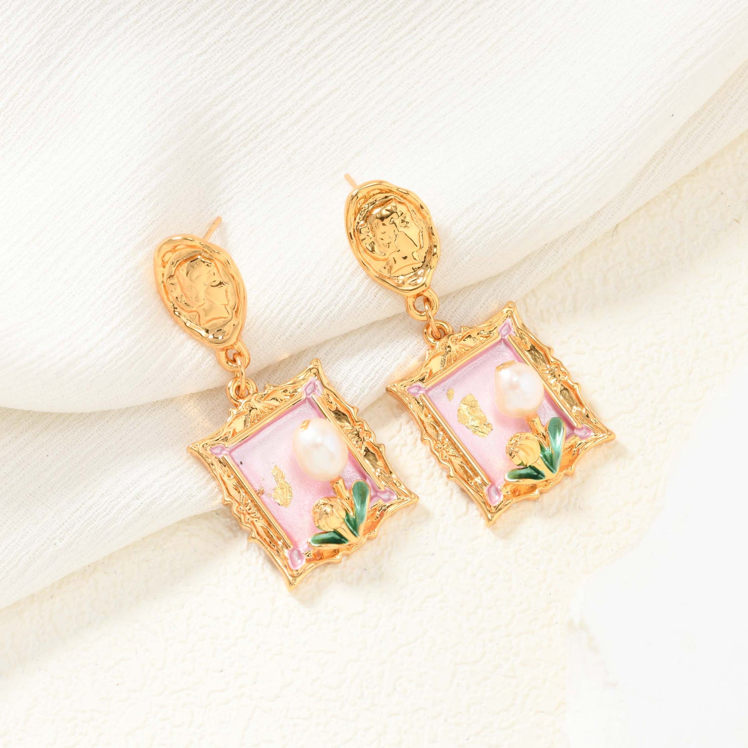 Agatha Frame Earrings