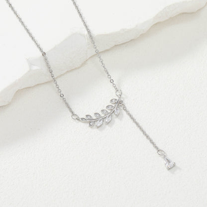 Dazzling Leaf Necklace