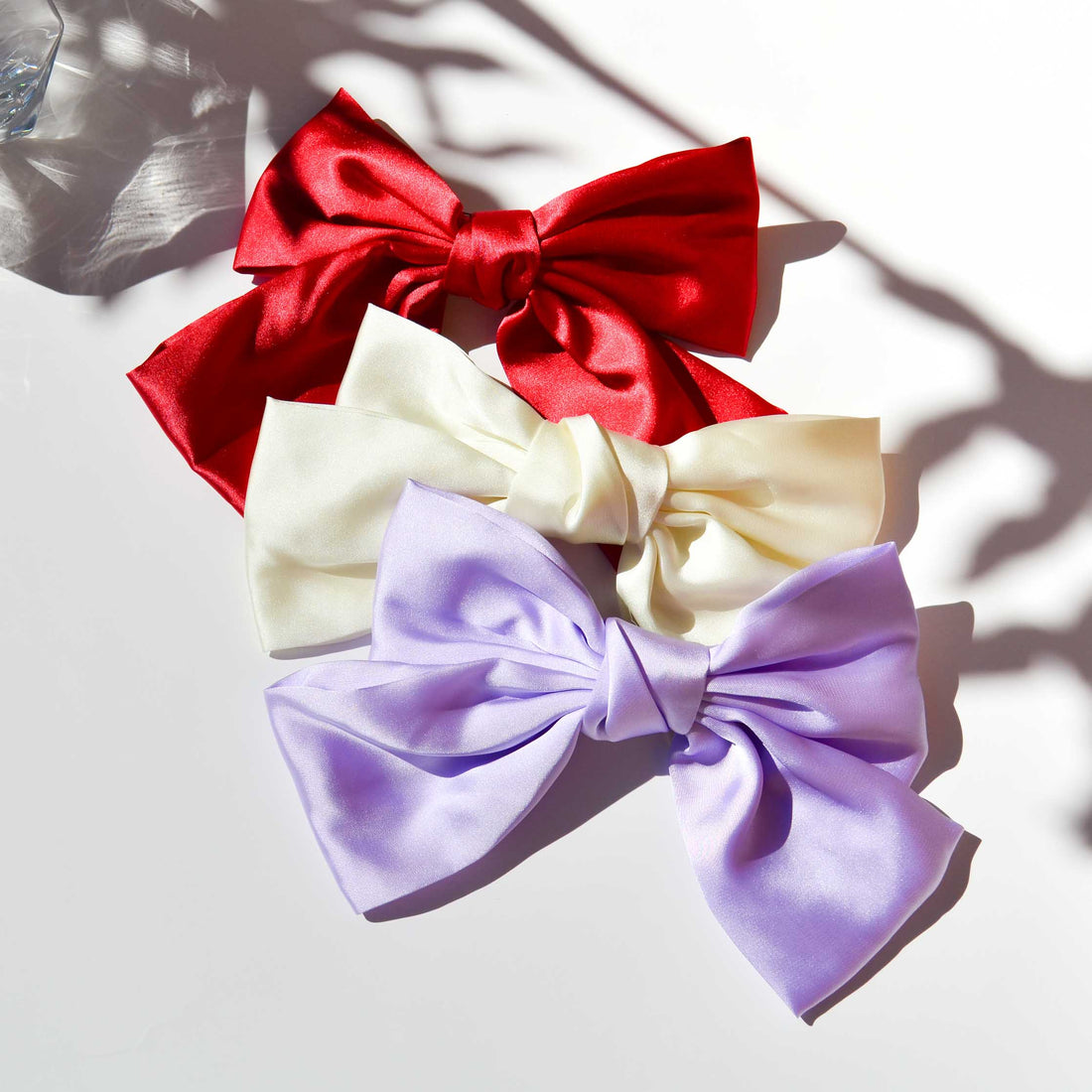 Cute and Short Hair Bow