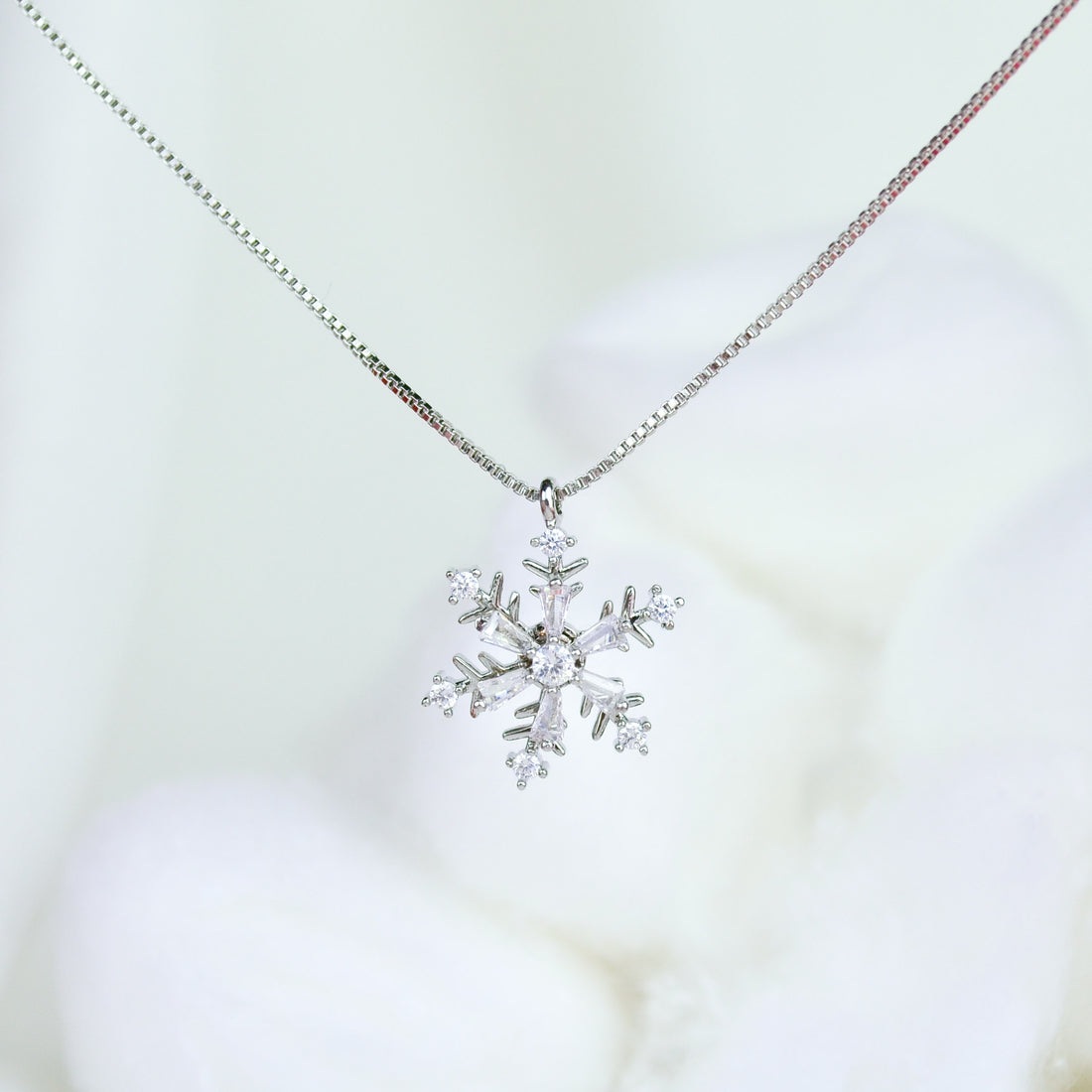 Crystal Spinning Snowflake Necklace