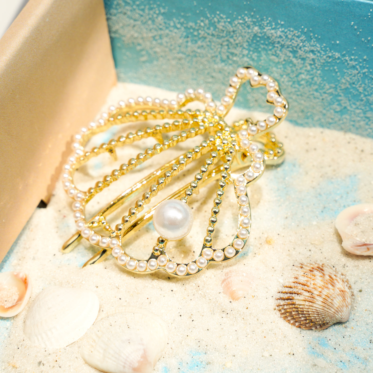 Lovely Shell Hair Clip